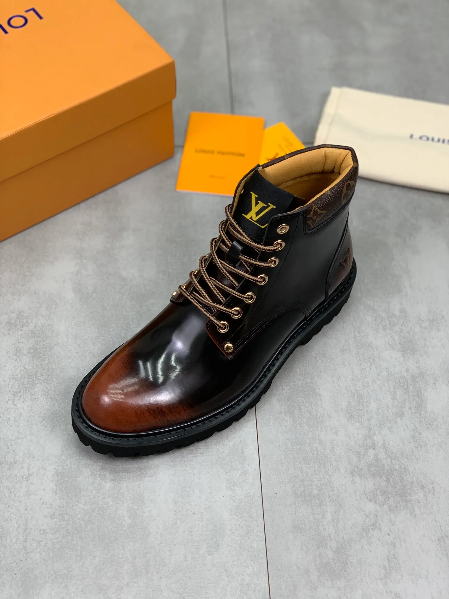 Men's men's shoes💰P620💰[New model]🆘Water-dyed cow lining LV Louis Vuitton business high-top leather shoes, made of original imported Italian 🇮🇹 open-edge bead-rubbed open-edge bead cowhide, full cowhide lining, carefully handmade by professional shoemakers, the original version is specially designed for wear-resistant outsole. Standard code 38-44 burgundy blue🉑️select